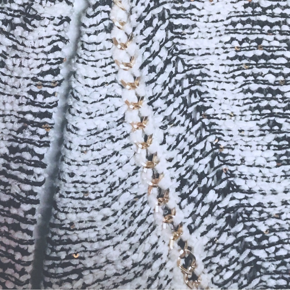 Chain & Sequins Grey & White Sweater  Size Med - Picture 4 of 8